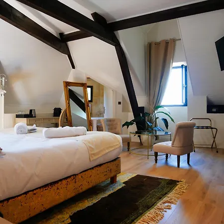 מלון Chateau Camiac-et-Saint-Denis