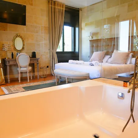 Chateau * Camiac-et-Saint-Denis