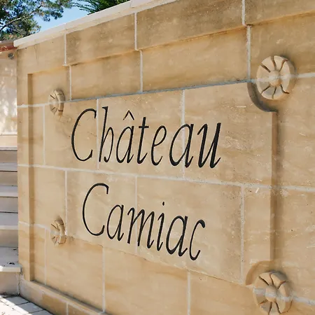 Chateau Szálloda Camiac-et-Saint-Denis