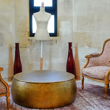 Chateau Camiac-et-Saint-Denis