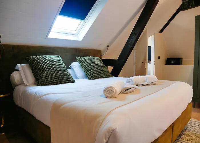 Chateau Camiac-et-Saint-Denis