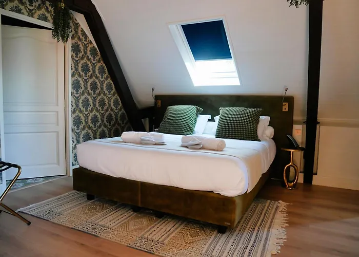 Château * Camiac-et-Saint-Denis