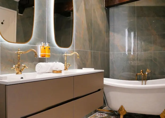 Château Hotel Camiac-et-Saint-Denis