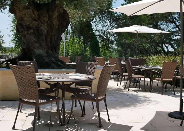 Château Hotel Camiac-et-Saint-Denis